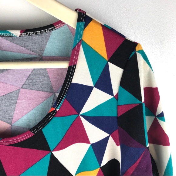 LuLaRoe Perfect Tee - Picture 3 of 3